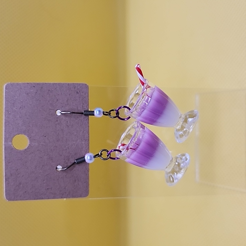 Pink milkshake earrings - Picture 1 of 1